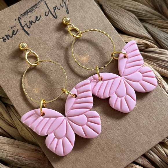 Butterfly Clay Dangle Earrings in Pastel Pink - Picture 4 of 7